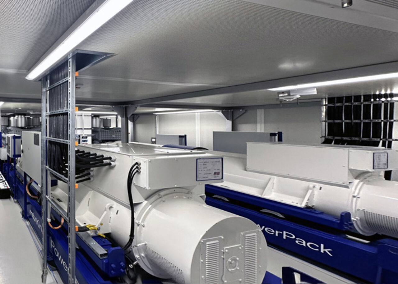 Kinetischer Massenspeicher (USV) im Technikcontainer